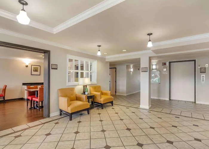 Extended Stay America Select Suites - Chicago - Lombard - Oakbrook