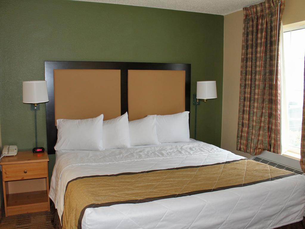 Extended America Select - Chicago - Lombard - Oakbrook Hotel